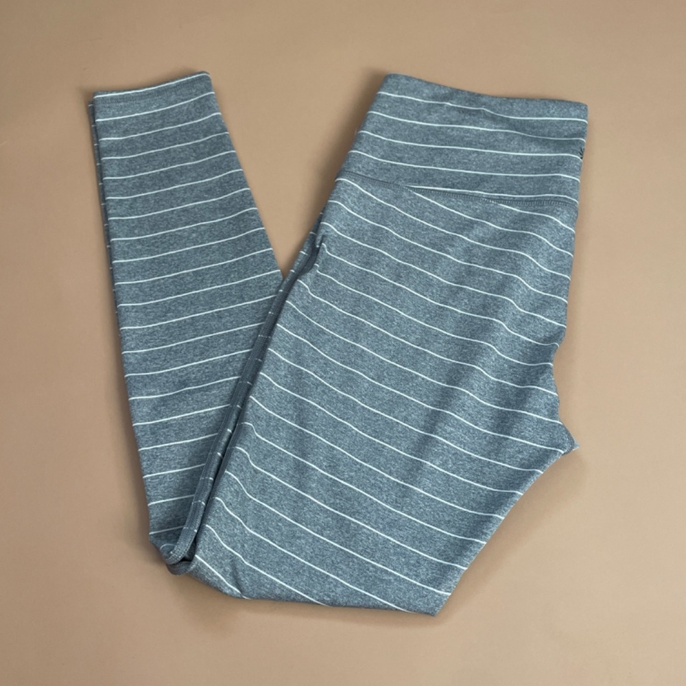 Athleta Chaturanga Leggings Womens MP Gray Stripe Yoga Athletic Pants